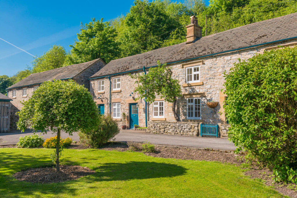 Riversdale Farm Cottage | Peak District Stay | Devonshire Hotels