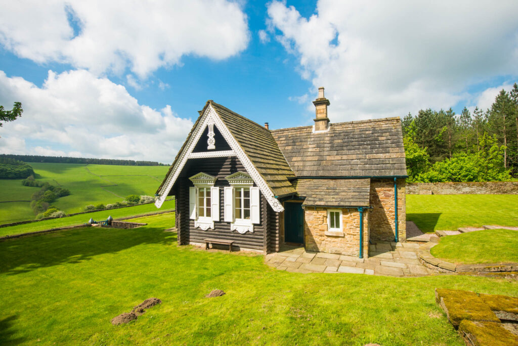 Russian cottage, unique stays in the Peak District 