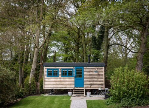 Oak Tree Chatsworth Shepherds Huts Devonshire Hotels 7955